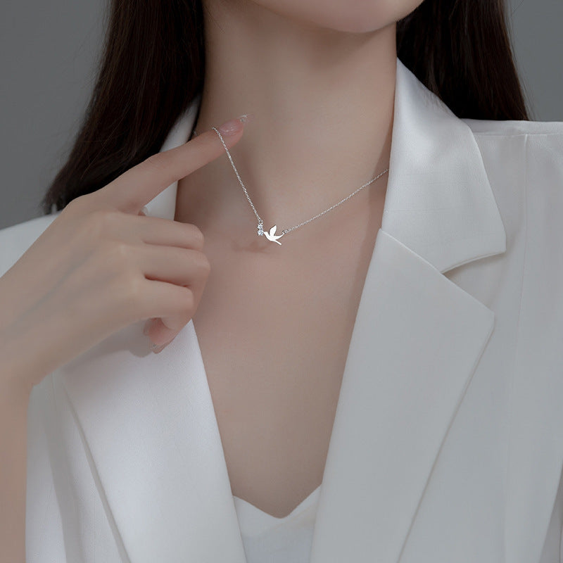 S925 sterling silver pigeon necklace for women, minimalist elegance diamond-studded bird, sweet niche collarbone chain summer accessory