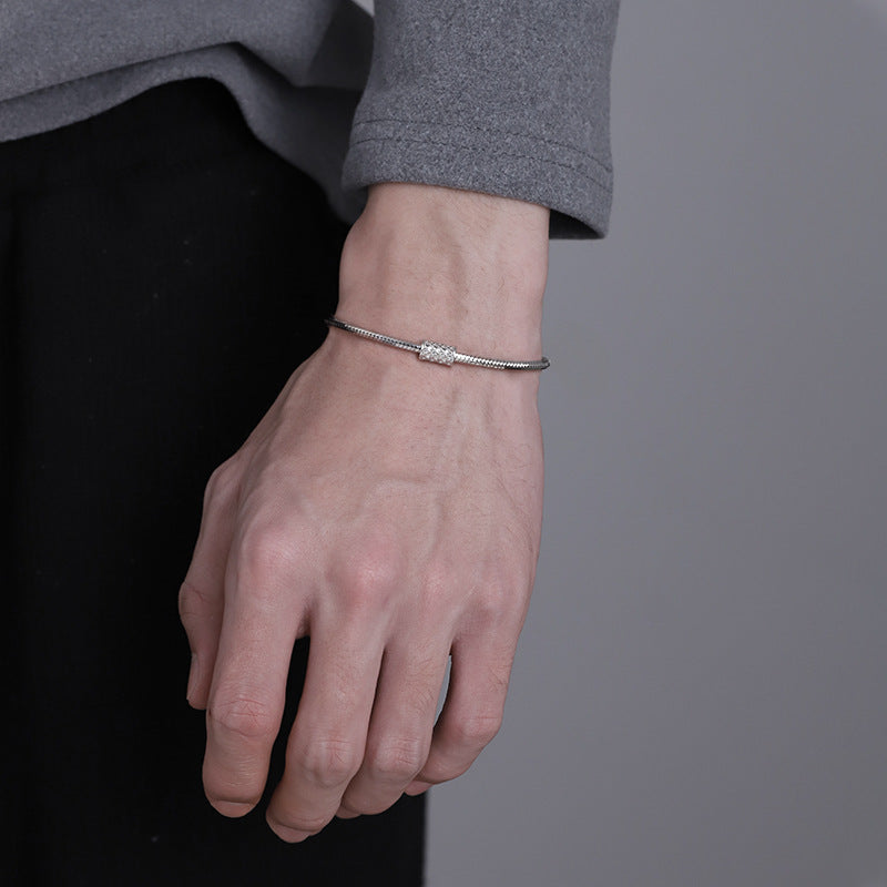 S925 silver-plated bracelet for men, trendy men's snake bone chain, simple and elegant hand accessory, niche bracelet, birthday gift for men