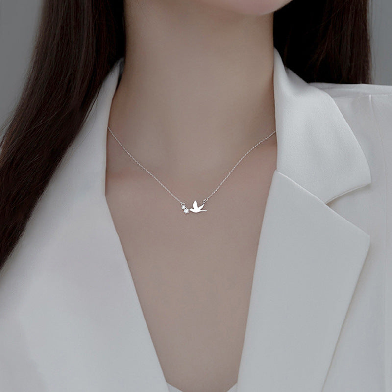 S925 sterling silver pigeon necklace for women, minimalist elegance diamond-studded bird, sweet niche collarbone chain summer accessory