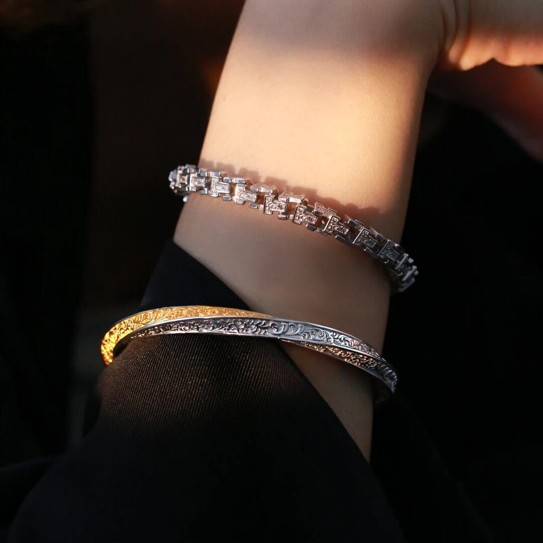925 Silver Mobius Bracelet for Women – Vintage Chinese Elegance