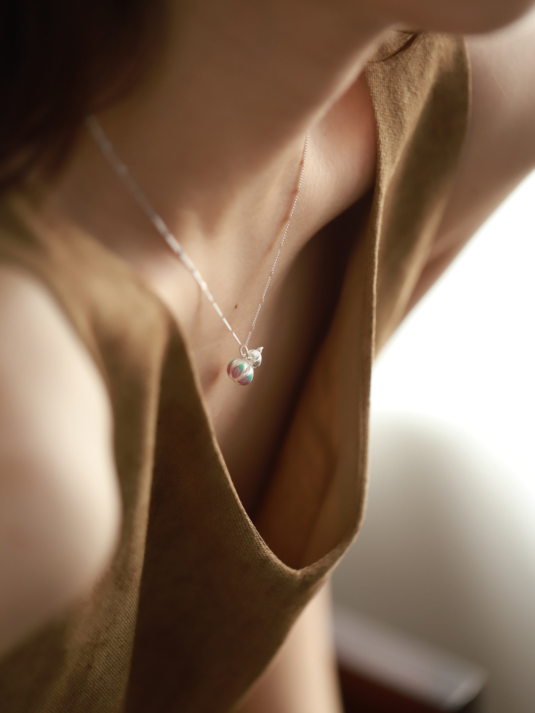 Qing'ai Chenglu Pure Silver 999 Enamel Six-Character Mantra Gourd Necklace Clavicle Chain Vintage Niche Design