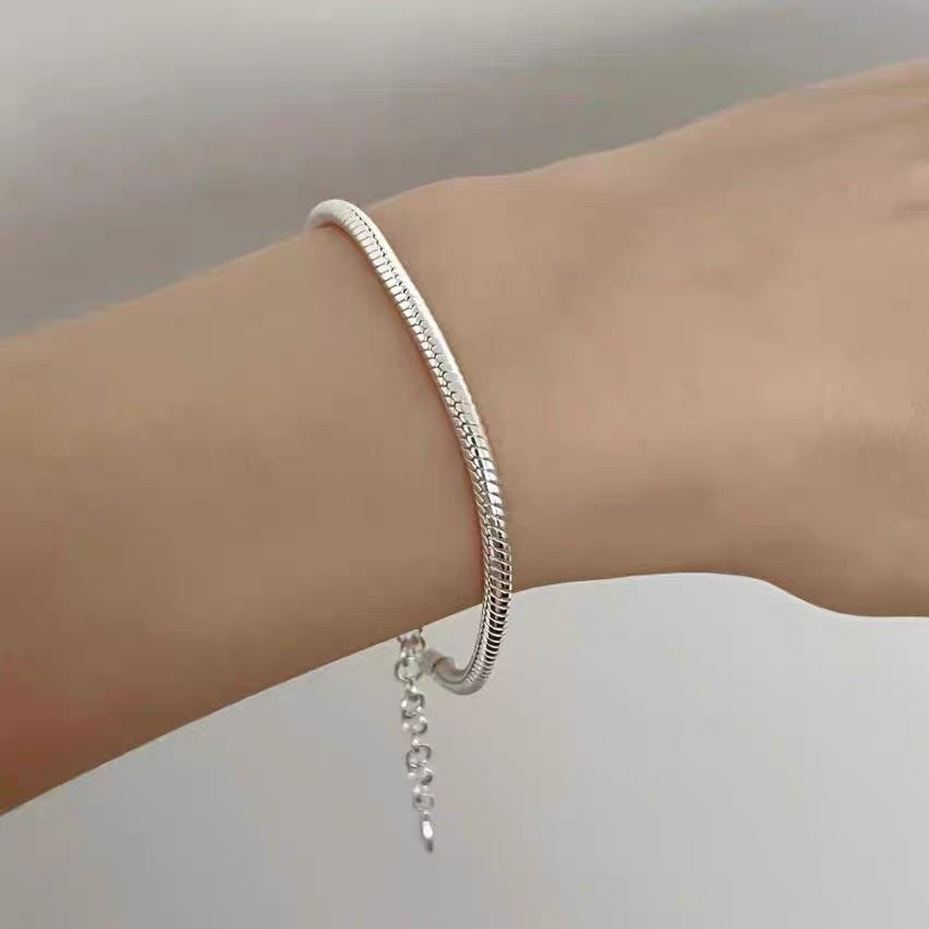 S925 silver simple temperament fresh and sweet niche design ins bracelet