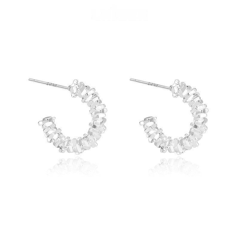 S925 sterling silver needle silver earrings with a stylish design and a premium feel for the stud earrings, 2025 new bestselling round earrings with tassels