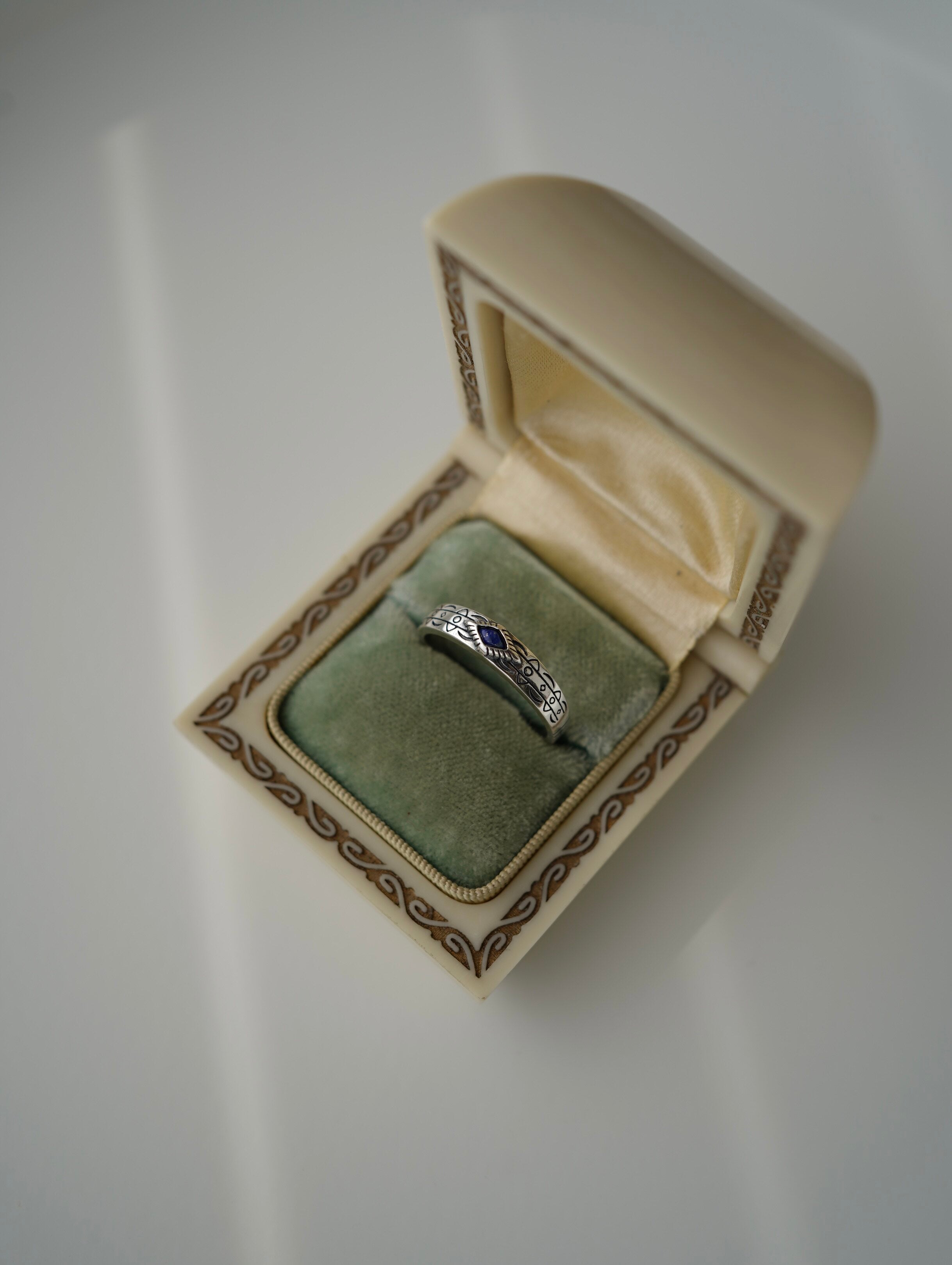 925 Sterling Silver Lapis Lazuli Ring – Timeless Water Lily Vintage Design