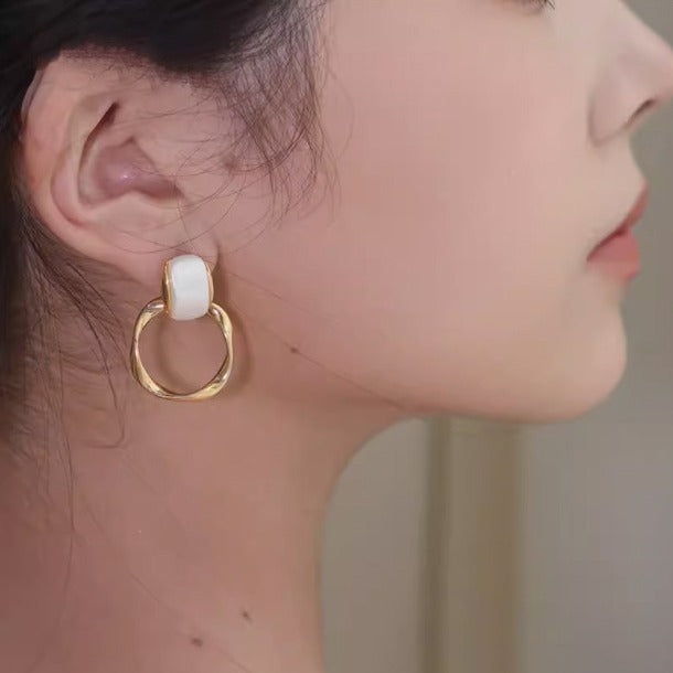 S925 silver needle exaggerated metal circle stud earrings high-end personality fashion earrings niche versatile light luxury earrings women