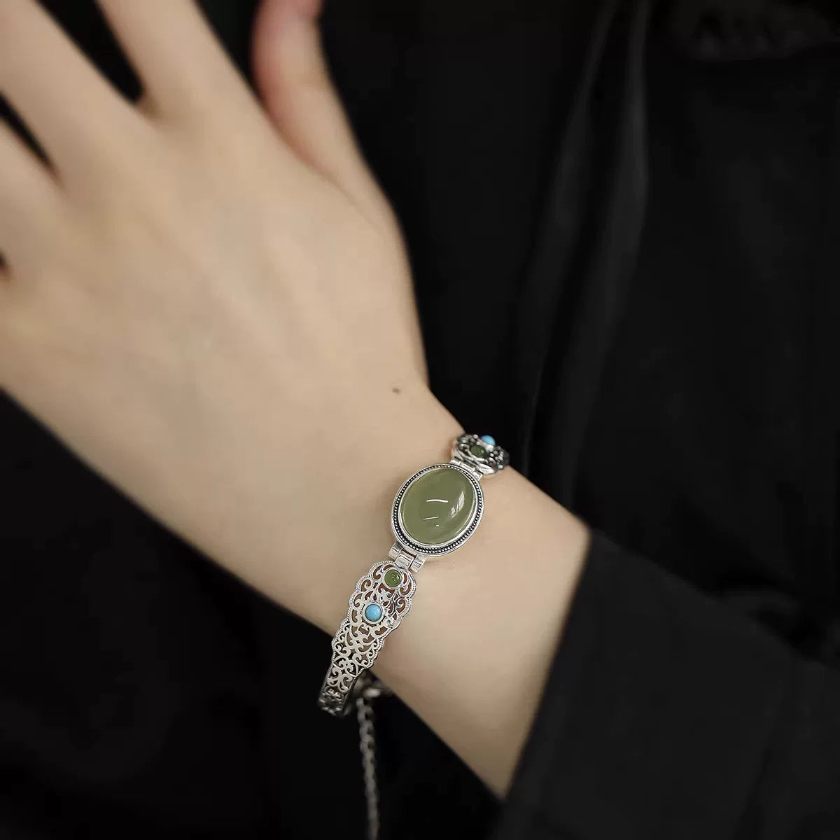 925 Silver Vintage New Chinese Style Oval Hetian Jade Bracelet Turquoise Hollow Roll Grass Pattern Niche Design with a Sophisticated Feel