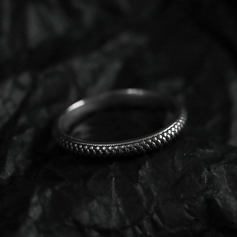 Veinsbrick "Reverse Scale" Retro Aged Sterling Silver S925 Men's and Women's Closed Rings