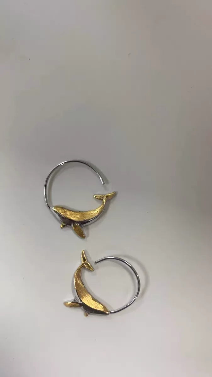 "Getaway" S925 sterling silver earrings Kunpeng whale has a unique shape and exquisite beauty designer original
