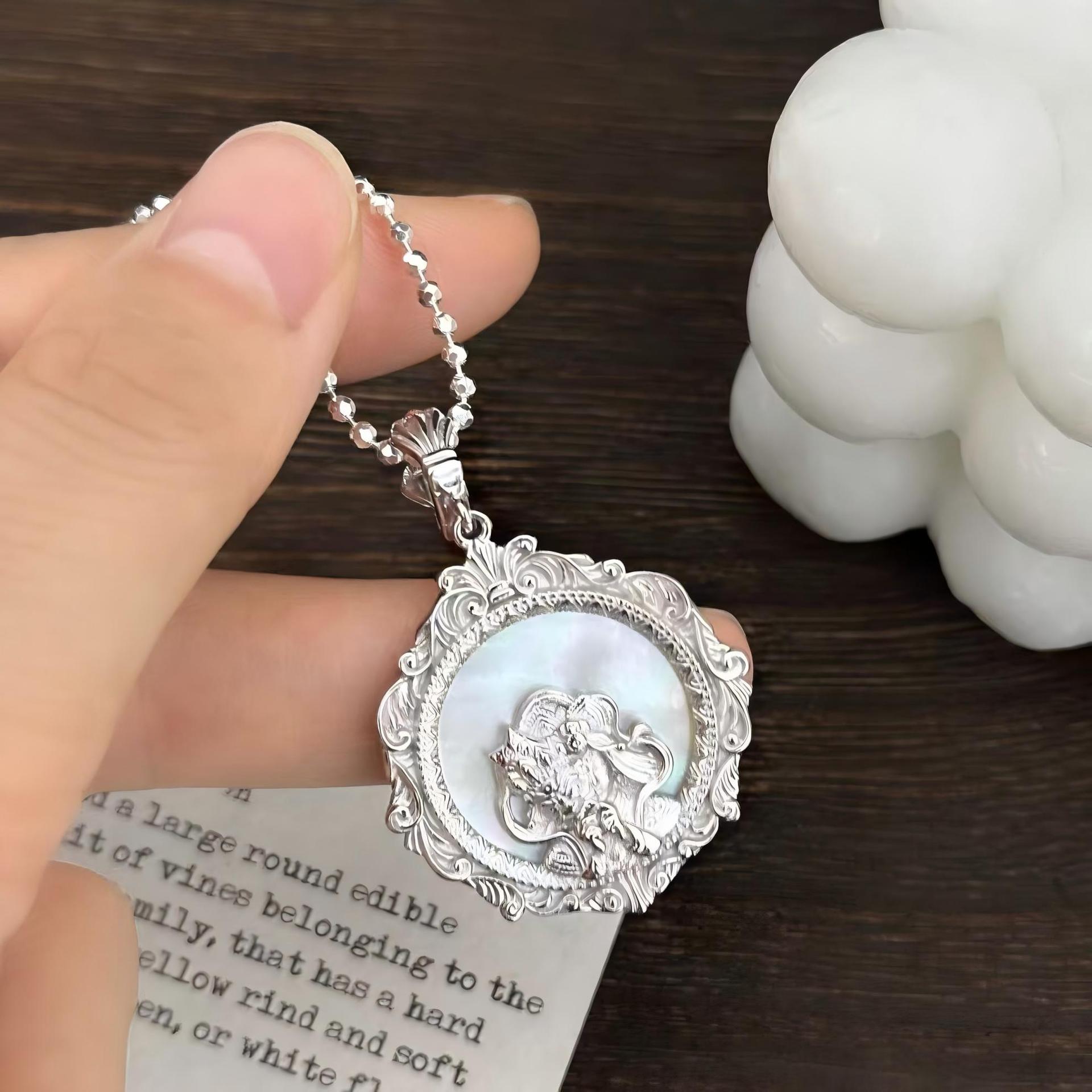 S925 pure silver white Bezakilam pendant, Tang grass pattern, ethnic style, fashionable and versatile, high-end sweater chain pendant