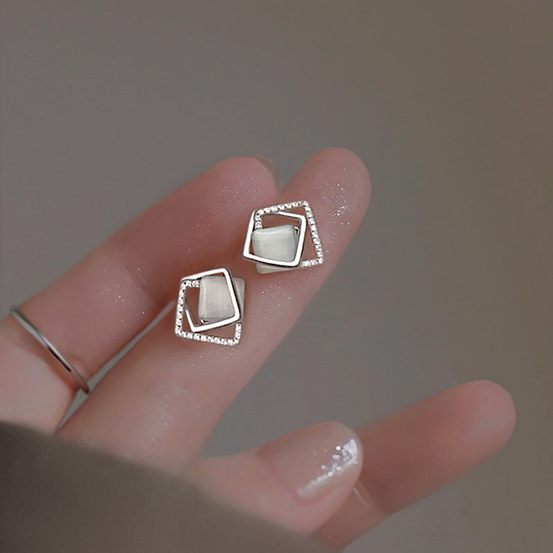 925 Pure Silver Geometric Stud Earrings New 2024 Hot Light Luxury Women's Earrings with a High-End Niche Earring